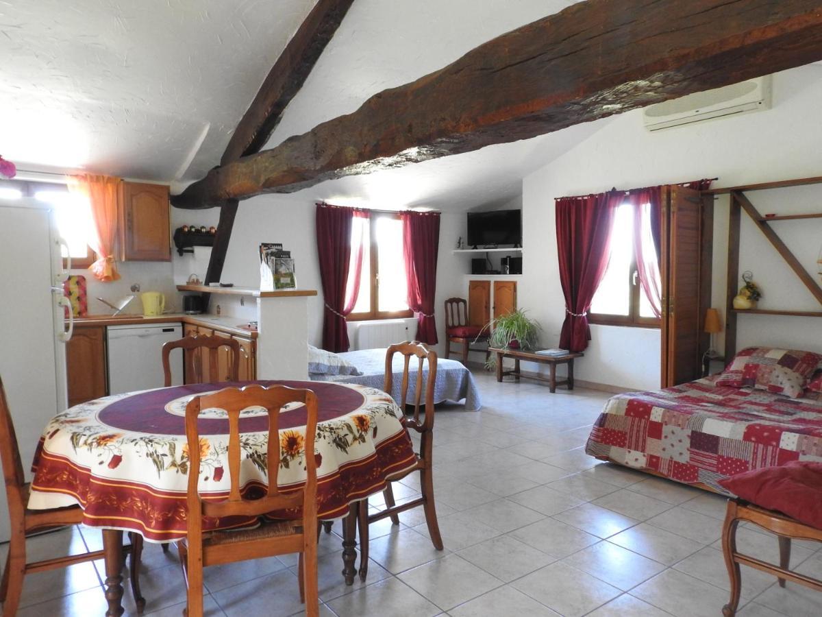 La Charmatiere Villa Haute-Rivoire Phòng bức ảnh